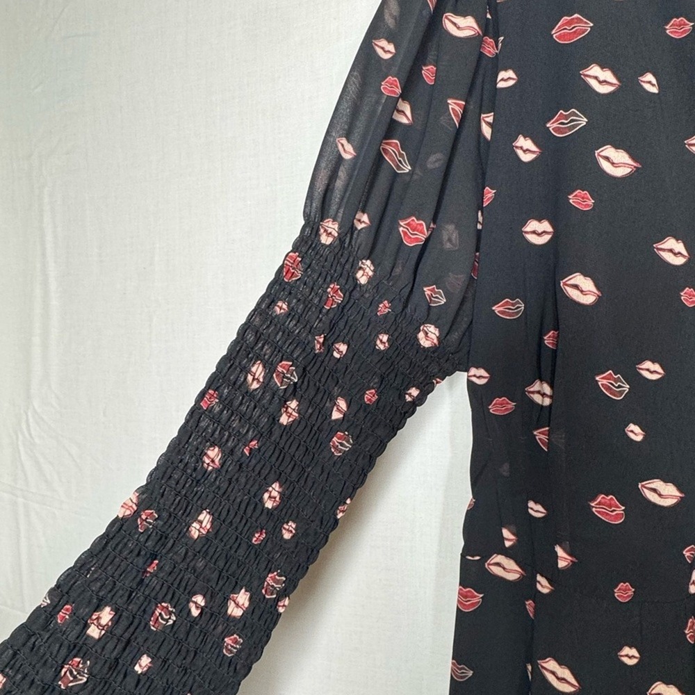 Hutch Womens Red Lips Kiss‎ Wrap Midi Dress Sz XL Novelty Velvet Smocked Sheer - Picture 5 of 12